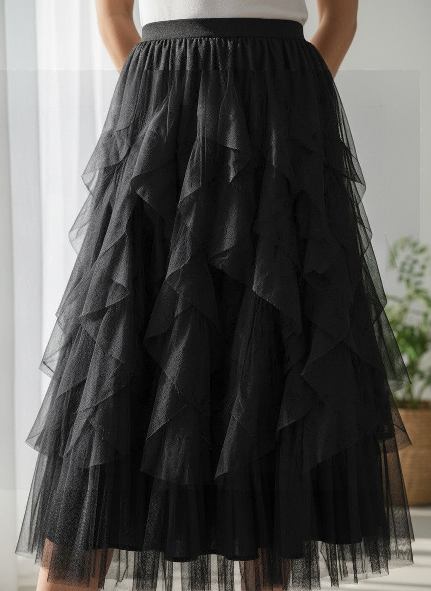 Benny Boutique черна макси тюлена пола с каскадни набрани пластове и удобна еластична талия.