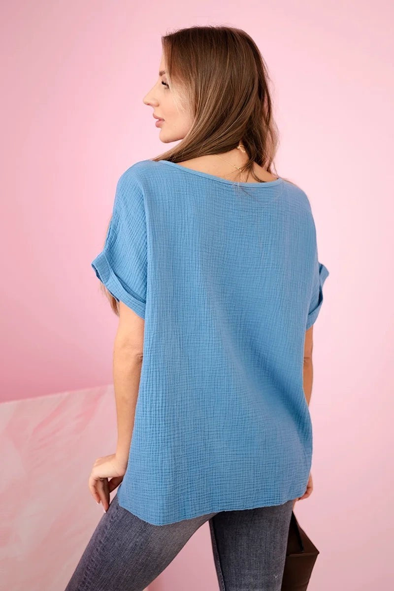 Benny Boutique дънково-синя памучна муселинова макси тениска с декоративно колие и маншети на късите ръкави.