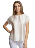Benny Boutique блуза със сатенен ефект, къси ръкави, с кръгло деколте и свободна кройка.